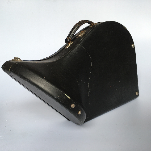 INSTRUMENT CASE, French Horn